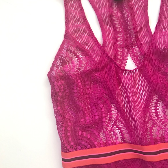 Victoria's Secret beautiful fuchsia teddy bodysuit - Picture 3 of 8